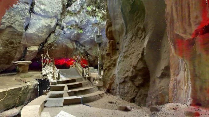 Caverna e passagens subterrâneas em levantamento tridimensional — aplicação publicada pela GeoSun, contexto da tecnologia sem identificação do modelo deste item